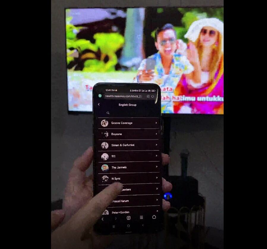 ♛★T100 Portable All-In-One Karaoke System | Full Cloud Song Library & Constantly Updated | 2 Wireless UHF Microphones ★♛